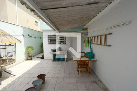 Casa à venda com 125m², 2 quartos e 2 vagasQuintal