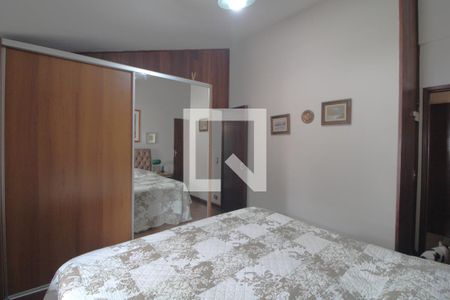 Casa à venda com 490m², 3 quartos e 2 vagasSuíte 1