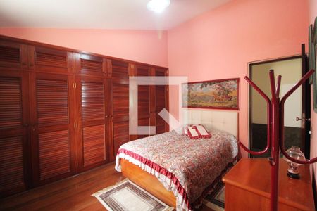 Casa à venda com 490m², 3 quartos e 2 vagasSuíte 2