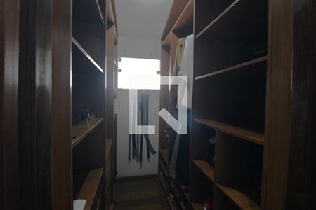 Casa à venda com 490m², 3 quartos e 2 vagasCloset da suíte 1
