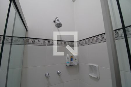 Casa à venda com 490m², 3 quartos e 2 vagasChuveiro banheiro da suíte 3