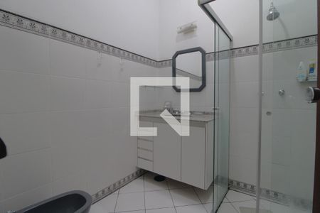 Casa à venda com 490m², 3 quartos e 2 vagasBanheiro da suíte 3