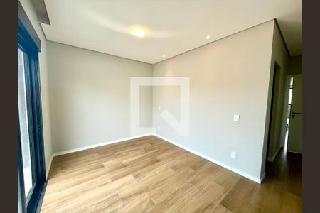 Casa de condomínio à venda com 215m², 3 quartos e 2 vagas Casa de condomínio à venda com 215m², 3 quartos e 2 vagasSuíte Master