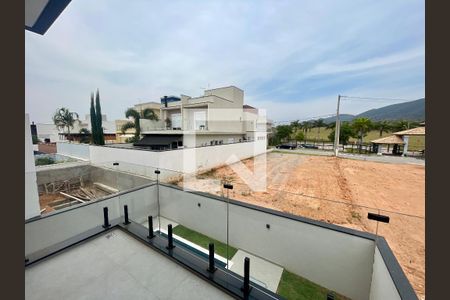 Casa de condomínio à venda com 215m², 3 quartos e 2 vagas Casa de condomínio à venda com 215m², 3 quartos e 2 vagasSuíte Master