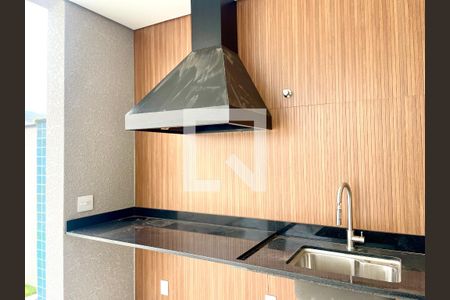 Casa de condomínio à venda com 215m², 3 quartos e 2 vagas Casa de condomínio à venda com 215m², 3 quartos e 2 vagasChurrasqueira