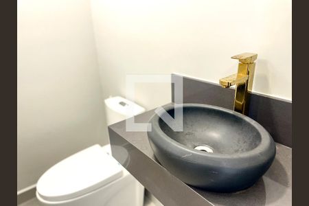 Casa de condomínio à venda com 215m², 3 quartos e 2 vagas Casa de condomínio à venda com 215m², 3 quartos e 2 vagasLavabo