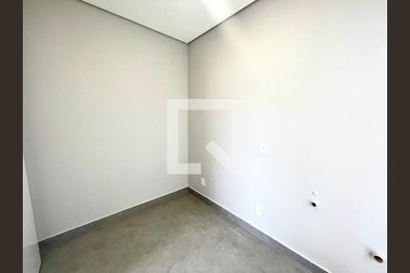 Casa de condomínio à venda com 215m², 3 quartos e 2 vagas Casa de condomínio à venda com 215m², 3 quartos e 2 vagasÁrea de Serviço