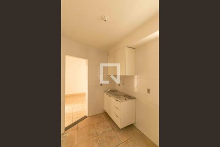 Apartamento à venda com 42m², 2 quartos e 1 vaga Apartamento à venda com 42m², 2 quartos e 1 vagaCozinha e Área de Serviço