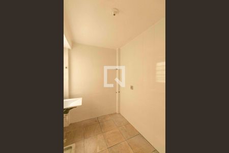 Apartamento à venda com 42m², 2 quartos e 1 vaga Apartamento à venda com 42m², 2 quartos e 1 vagaCozinha e Área de Serviço