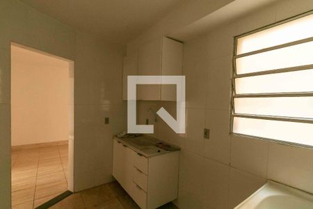 Apartamento à venda com 42m², 2 quartos e 1 vaga Apartamento à venda com 42m², 2 quartos e 1 vagaCozinha e Área de Serviço