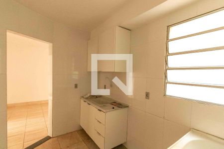 Apartamento à venda com 42m², 2 quartos e 1 vaga Apartamento à venda com 42m², 2 quartos e 1 vagaCozinha e Área de Serviço