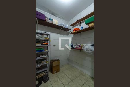 Casa para alugar com 184m², 3 quartos e 2 vagasDespensa