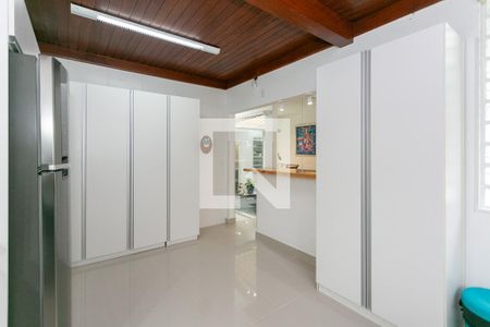 Casa à venda com 180m², 2 quartos e 2 vagasCozinha