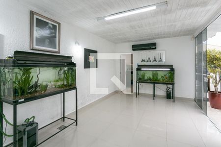 Casa à venda com 180m², 2 quartos e 2 vagasQuintoAndar Fotógrafos