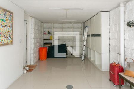 Casa à venda com 180m², 2 quartos e 2 vagasGaragem