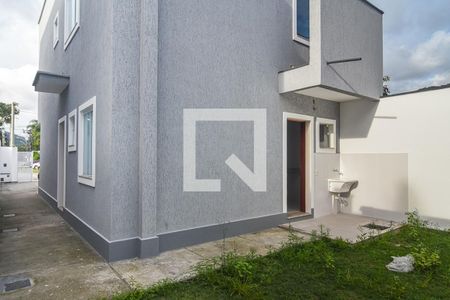 Casa à venda com 105m², 3 quartos e 1 vagaÁrea comum