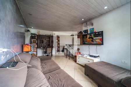Casa à venda com 40m², 5 quartos e sem vaga Casa à venda com 40m², 5 quartos e sem vagaSala casa 2