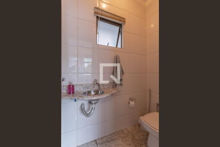 Apartamento à venda com 243m², 4 quartos e 2 vagas Apartamento à venda com 243m², 4 quartos e 2 vagasLavabo