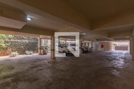 Apartamento à venda com 243m², 4 quartos e 2 vagas Apartamento à venda com 243m², 4 quartos e 2 vagasEstacionamento - Vagas