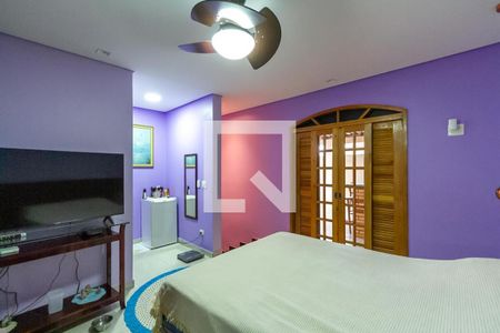 Casa à venda com 210m², 3 quartos e sem vagaSuíte