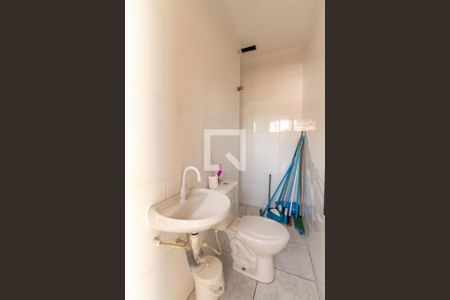 Casa à venda com 210m², 3 quartos e sem vagaBanheiro de Serviço