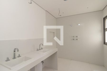 Apartamento à venda com 260m², 3 quartos e 3 vagas Apartamento à venda com 260m², 3 quartos e 3 vagasBanheiro 1 - Suíte