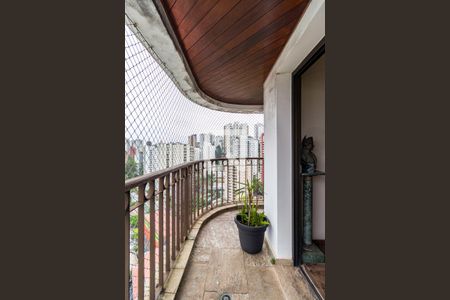 Apartamento para alugar com 4 quartos, 175m² em Vila Andrade, São Paulo