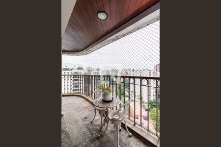 Apartamento para alugar com 4 quartos, 175m² em Vila Andrade, São Paulo