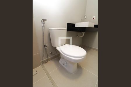 Casa à venda com 101m², 3 quartos e 1 vagaBanheiro da Suíte 1