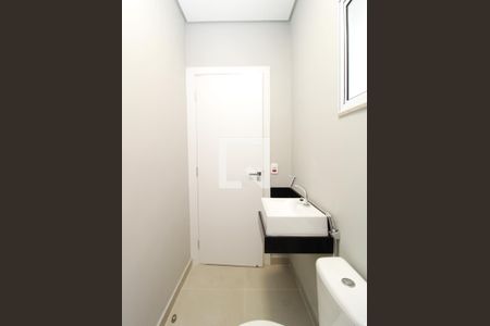 Casa à venda com 101m², 3 quartos e 1 vagaBanheiro da Suíte 2