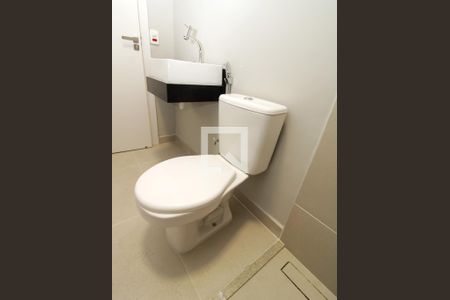 Casa à venda com 101m², 3 quartos e 1 vagaBanheiro da Suíte 2