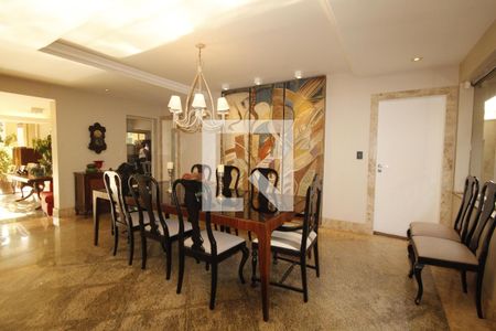 Casa à venda com 900m², 4 quartos e 8 vagascopa