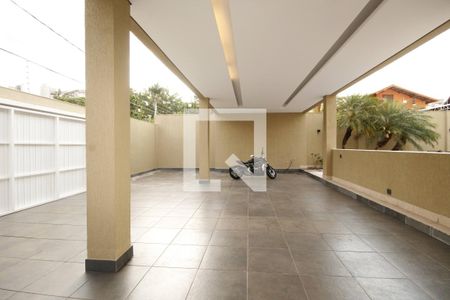 Casa à venda com 900m², 4 quartos e 8 vagasvagas