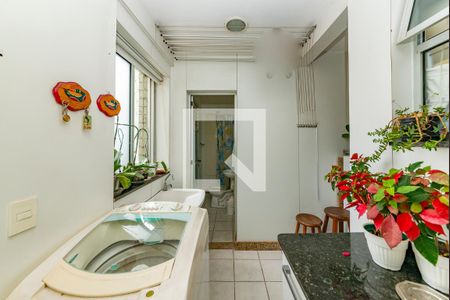 Apartamento à venda com 176m², 3 quartos e 3 vagas Apartamento à venda com 176m², 3 quartos e 3 vagasÁrea de Serviço