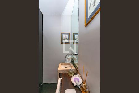 Apartamento à venda com 176m², 3 quartos e 3 vagas Apartamento à venda com 176m², 3 quartos e 3 vagasLavabo