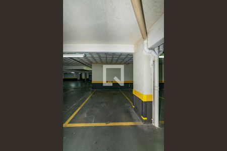 Apartamento à venda com 176m², 3 quartos e 3 vagas Apartamento à venda com 176m², 3 quartos e 3 vagasGaragem