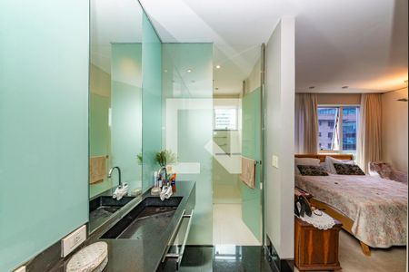 Apartamento à venda com 176m², 3 quartos e 3 vagas Apartamento à venda com 176m², 3 quartos e 3 vagasBanheiro da Suíte