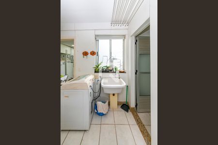 Apartamento à venda com 176m², 3 quartos e 3 vagas Apartamento à venda com 176m², 3 quartos e 3 vagasÁrea de Serviço