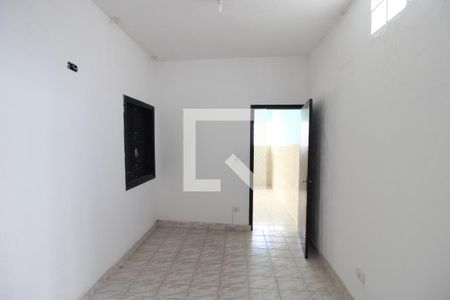 Casa à venda com 220m², 3 quartos e 2 vagasQuarto 4