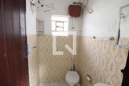 Casa à venda com 220m², 3 quartos e 2 vagasBanheiro 3