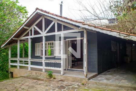 Casa à venda com 80m², 2 quartos e 2 vagas Casa à venda com 80m², 2 quartos e 2 vagasFachada