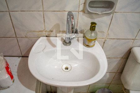 Casa à venda com 80m², 2 quartos e 2 vagas Casa à venda com 80m², 2 quartos e 2 vagasBanheiro