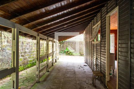 Casa à venda com 80m², 2 quartos e 2 vagas Casa à venda com 80m², 2 quartos e 2 vagasvaranda