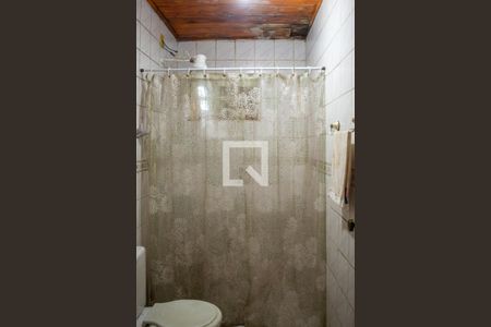 Casa à venda com 80m², 2 quartos e 2 vagas Casa à venda com 80m², 2 quartos e 2 vagasBanheiro