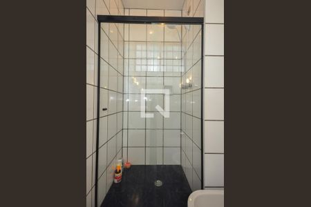 Casa à venda com 400m², 4 quartos e 3 vagas Casa à venda com 400m², 4 quartos e 3 vagasBanheiro Suíte 4