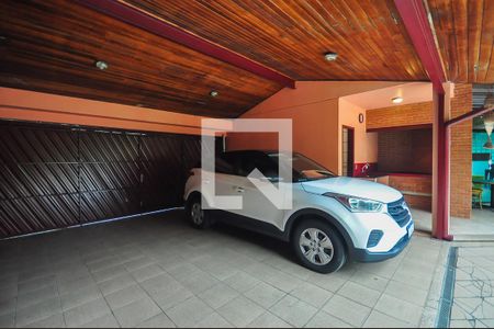 Casa à venda com 400m², 4 quartos e 3 vagas Casa à venda com 400m², 4 quartos e 3 vagasGaragem 1