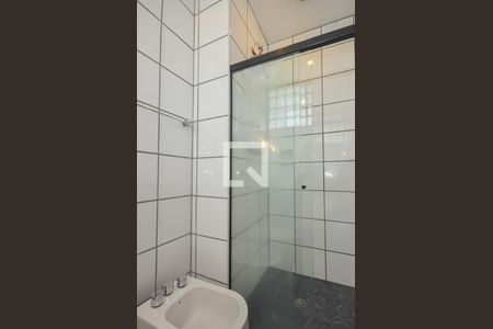 Casa à venda com 400m², 4 quartos e 3 vagas Casa à venda com 400m², 4 quartos e 3 vagasBanheiro Suíte 3