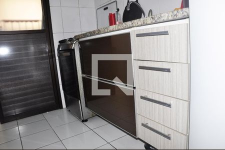 Apartamento à venda com 57m², 2 quartos e 1 vaga Apartamento à venda com 57m², 2 quartos e 1 vagaDetalhe - Cozinha