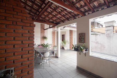Casa à venda com 160m², 3 quartos e 2 vagas Casa à venda com 160m², 3 quartos e 2 vagasChurrasqueira