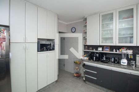 Casa à venda com 160m², 3 quartos e 2 vagas Casa à venda com 160m², 3 quartos e 2 vagasCozinha